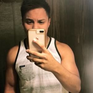 Meet your Posher, Aaron